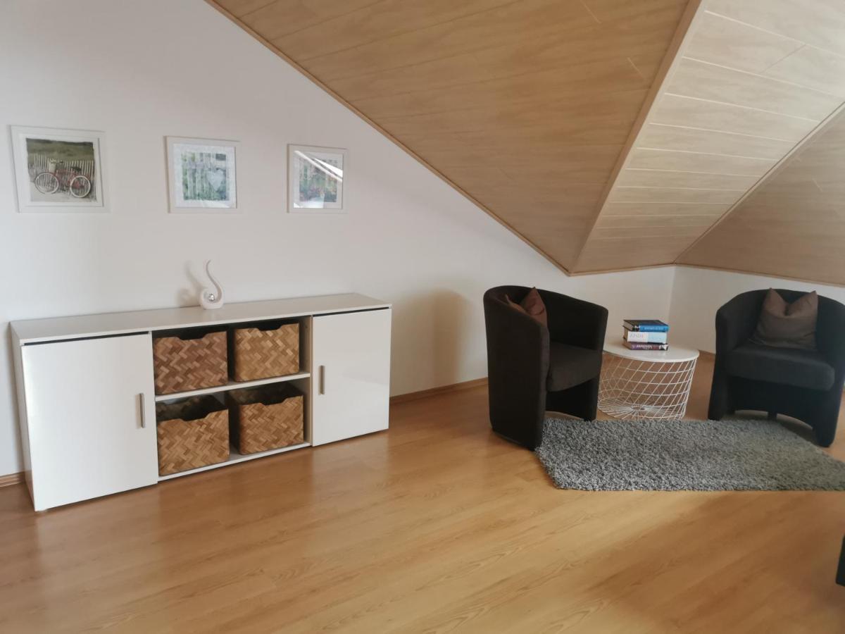 Apartment Hasselstrasse Mehren  Bagian luar foto